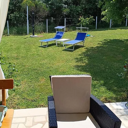Hébergement de vacances 1 Bedroom Gorgeous In