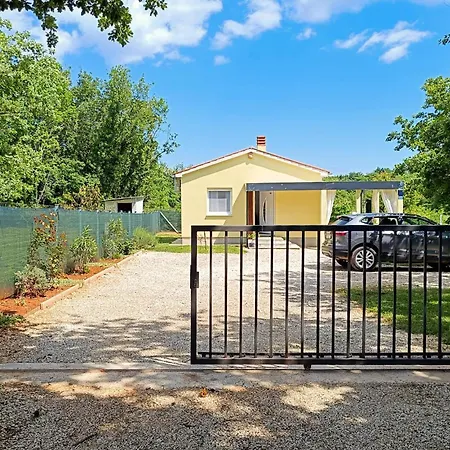 1 Bedroom Gorgeous In * Marčana